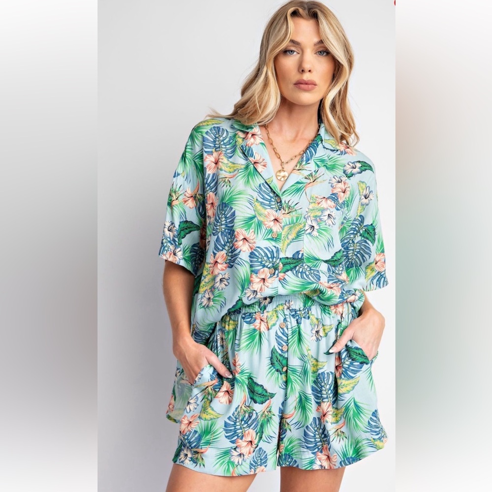 easel Tropical Floral Relaxed Shorts in Mint Green